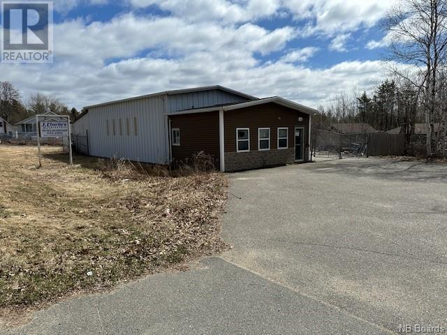660 Old King George Property Photo 5