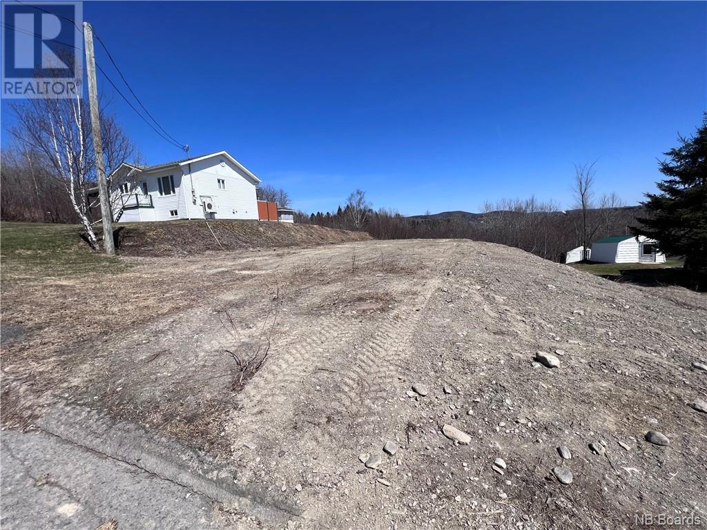 31 Durette Street Property Photo 5