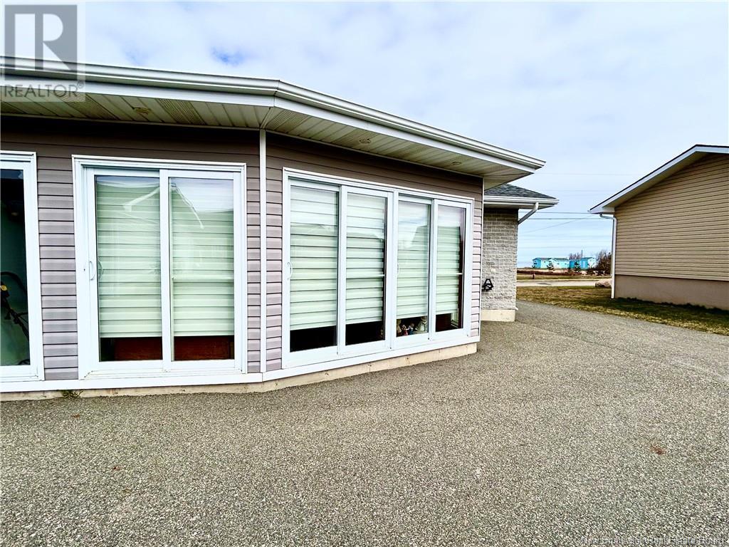 7662 Du Havre Property Photo 7