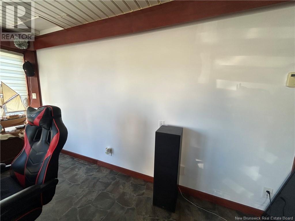 7662 Du Havre Property Photo 10