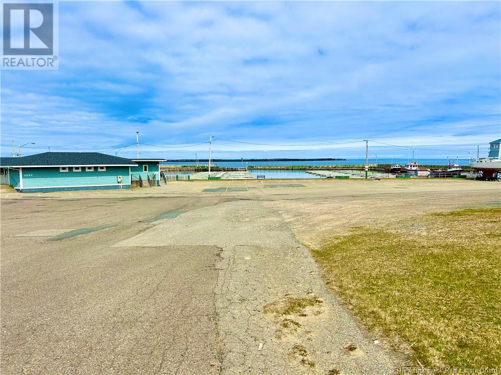 7662 Du Havre Property Photo 38