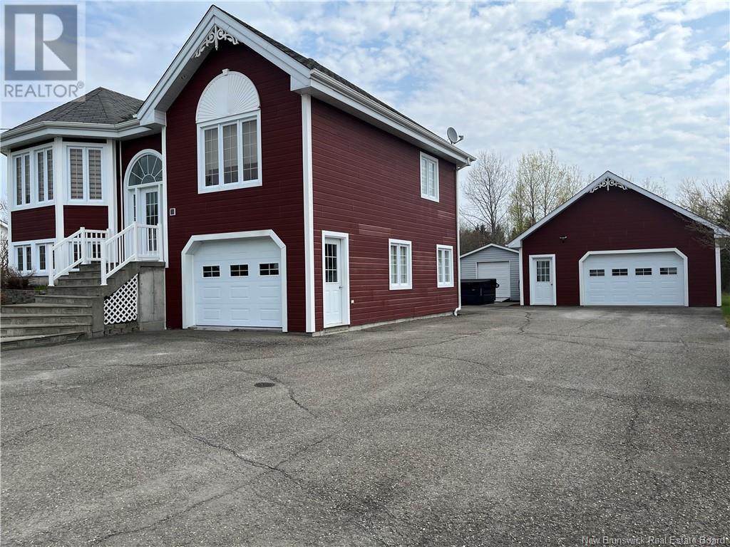 4 Dr. R. Boulay Street Property Photo 2