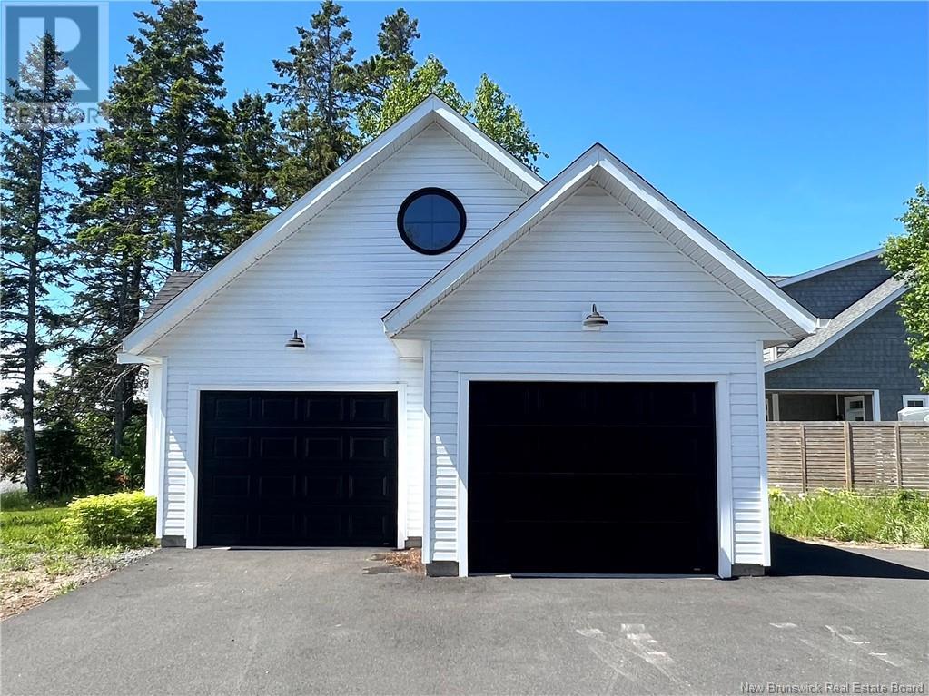 251 Bayshore Property Photo 5