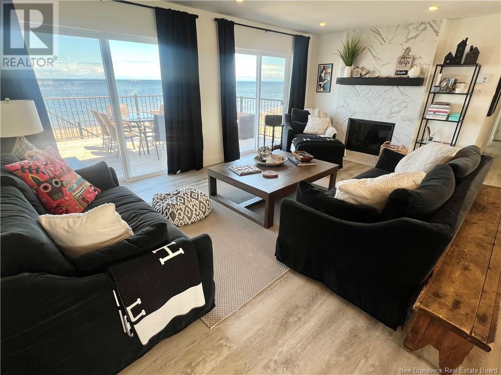 251 Bayshore Property Photo 16