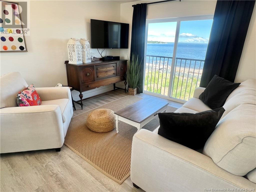 251 Bayshore Property Photo 23