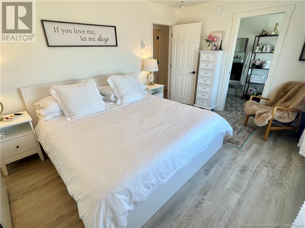 251 Bayshore Property Photo 27