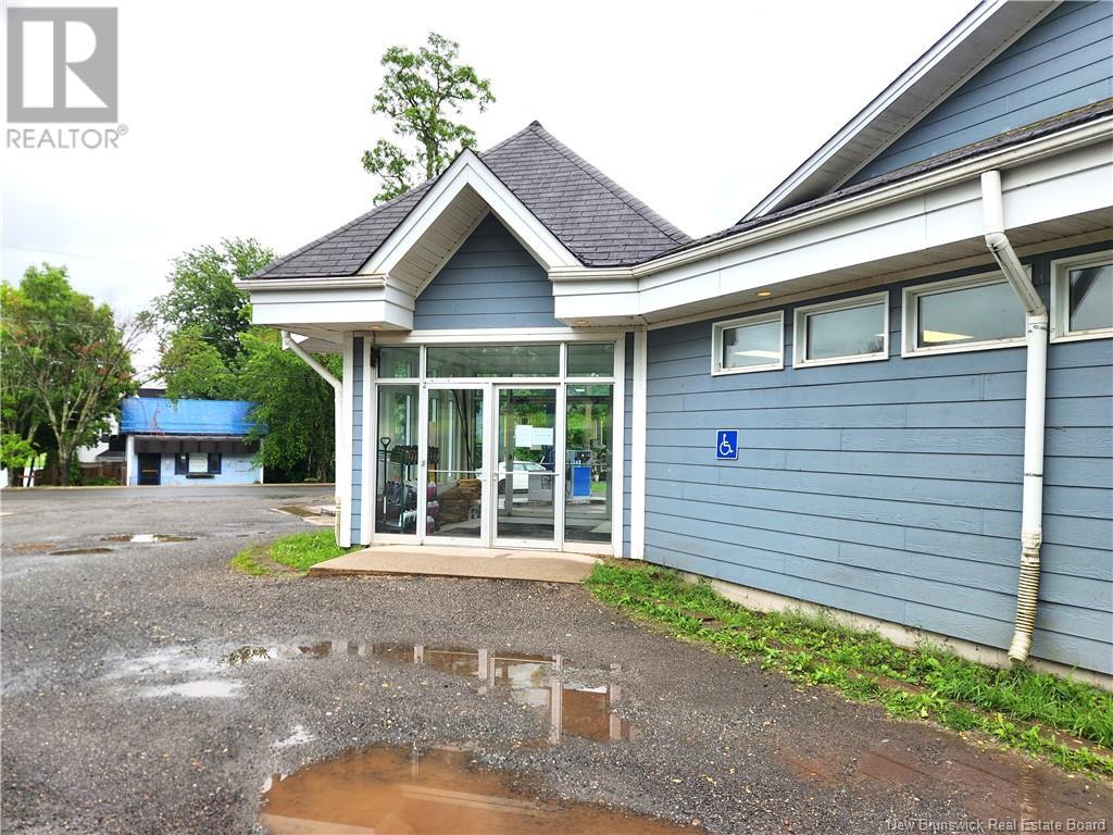53 Front Street Property Photo 2