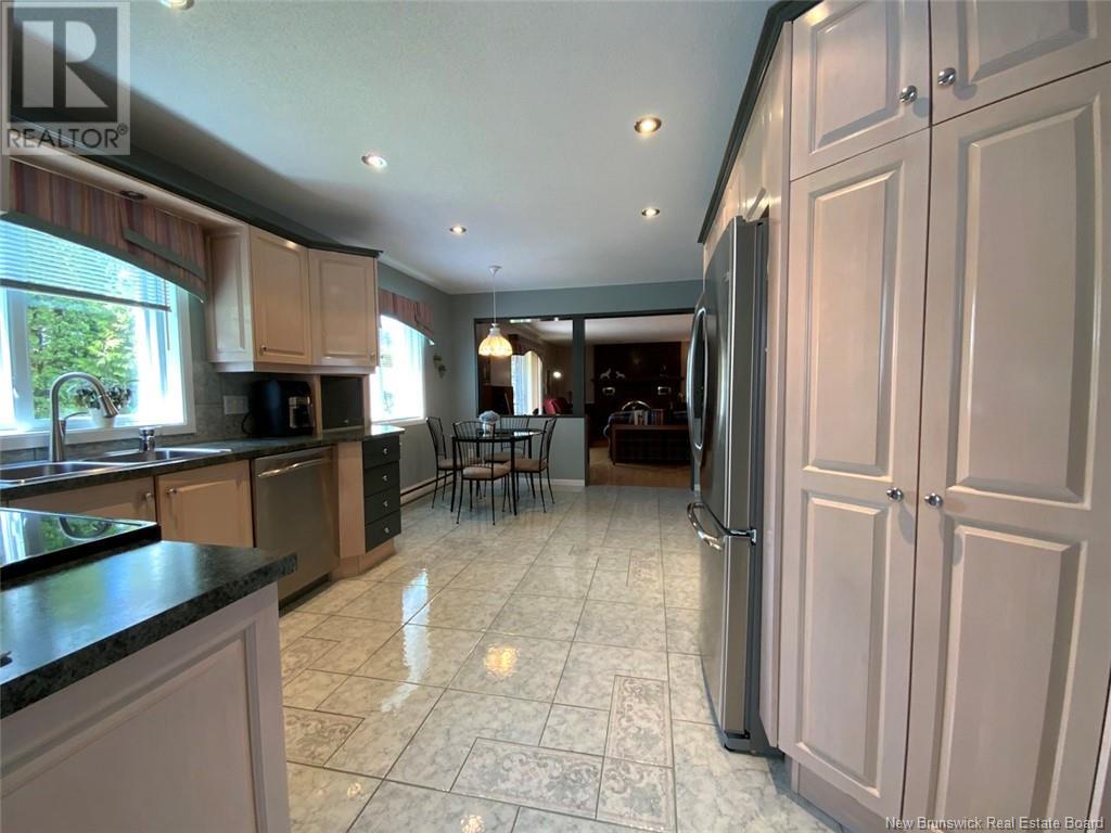 60 Lily Avenue Property Photo 9