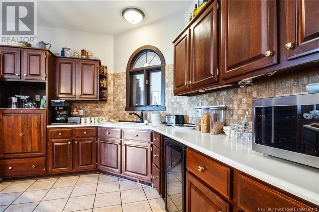 17 Baseline Road Property Photo 38