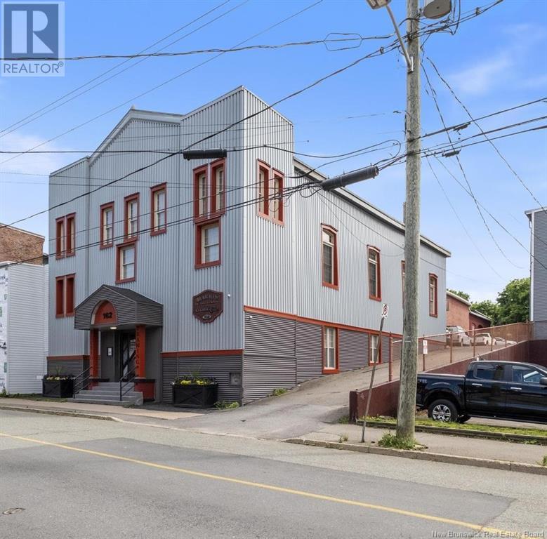158-162 Charlotte Street Property Photo 46