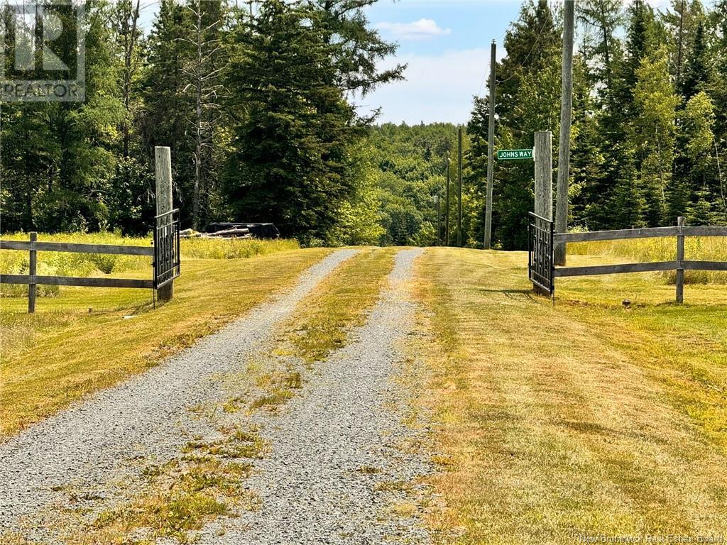 4572 Hwy 108 Property Photo 2
