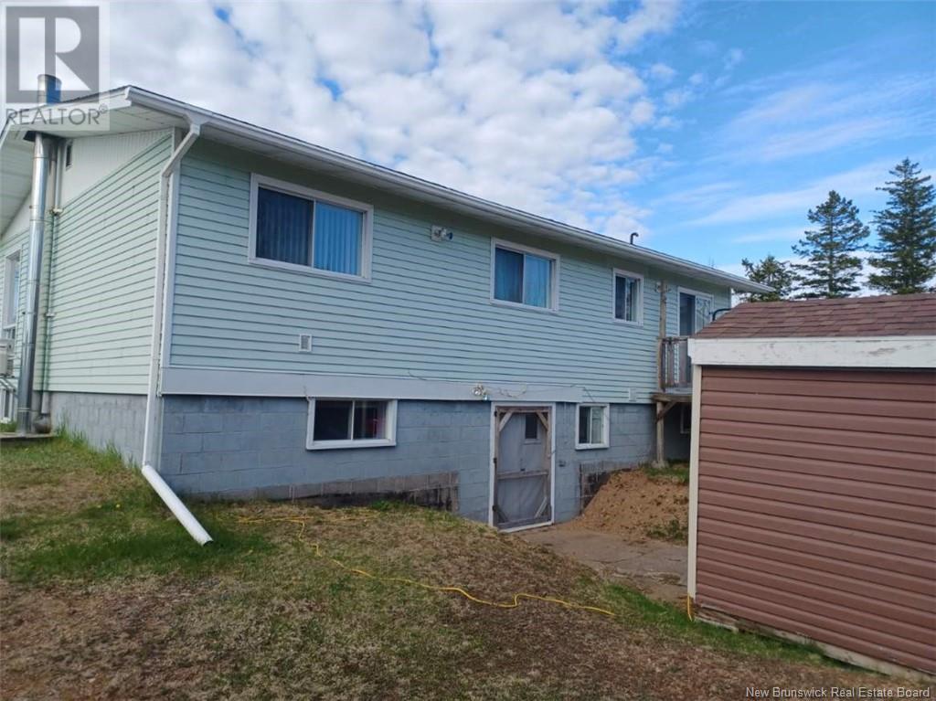 512 Four Roads Road Property Photo 4