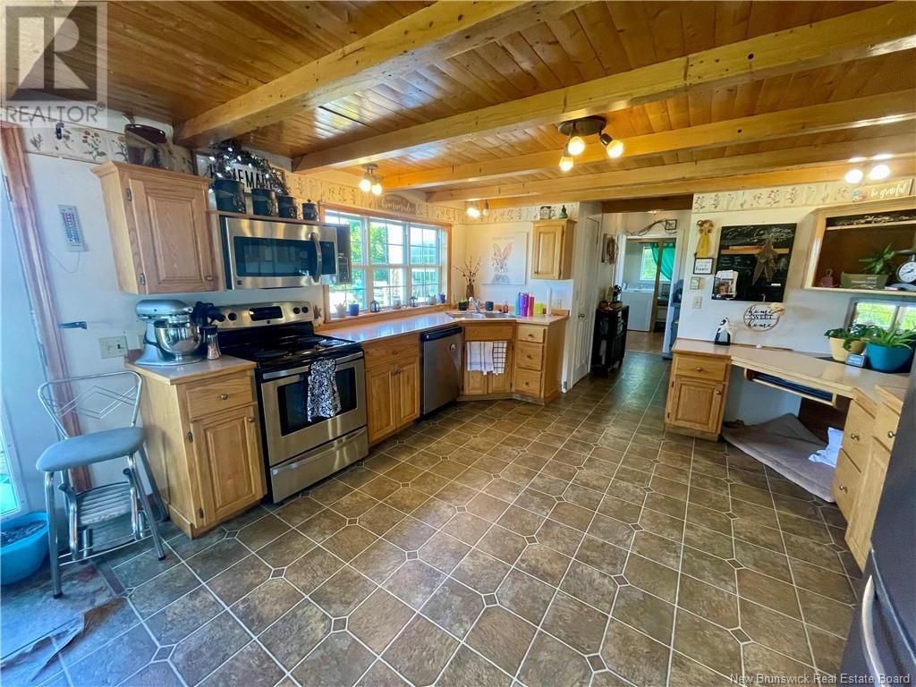 77 Welshpool Back Road Property Photo 12