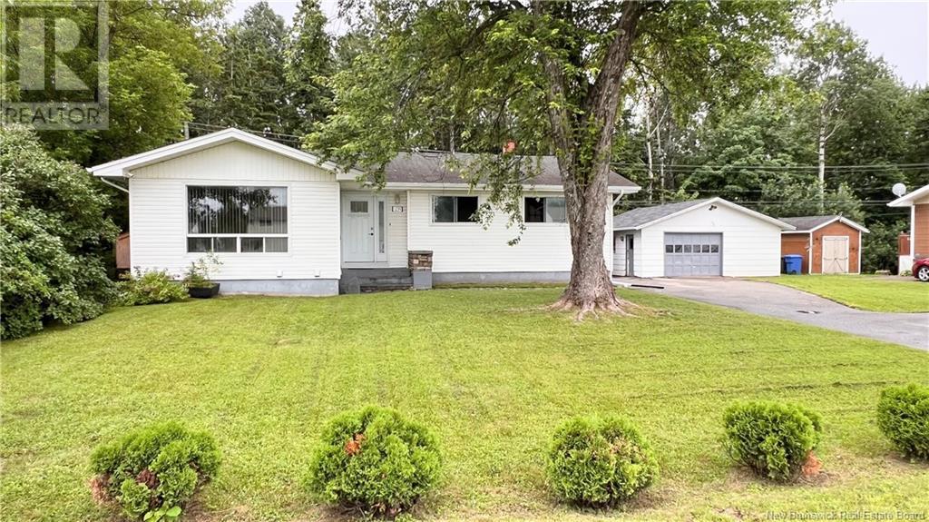 1235 Vanier Property Photo 6