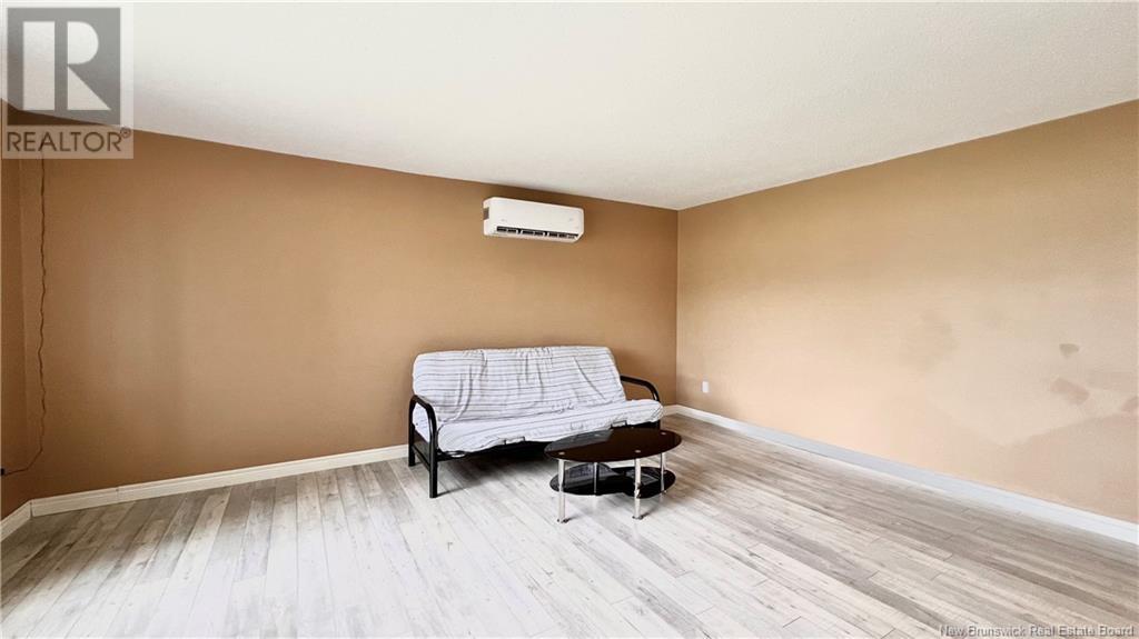 1235 Vanier Property Photo 16