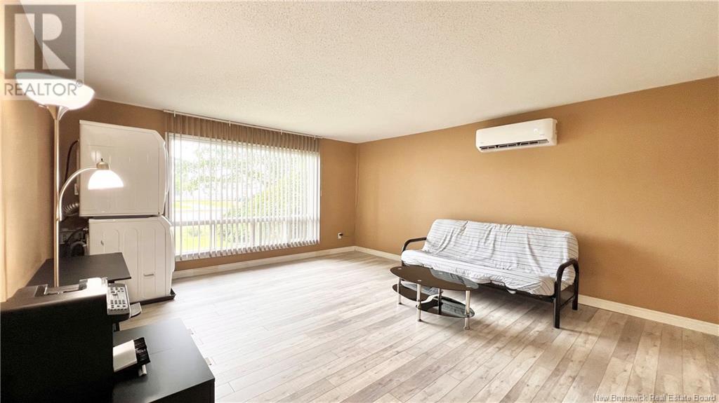 1235 Vanier Property Photo 18