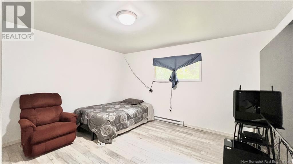 1235 Vanier Property Photo 26
