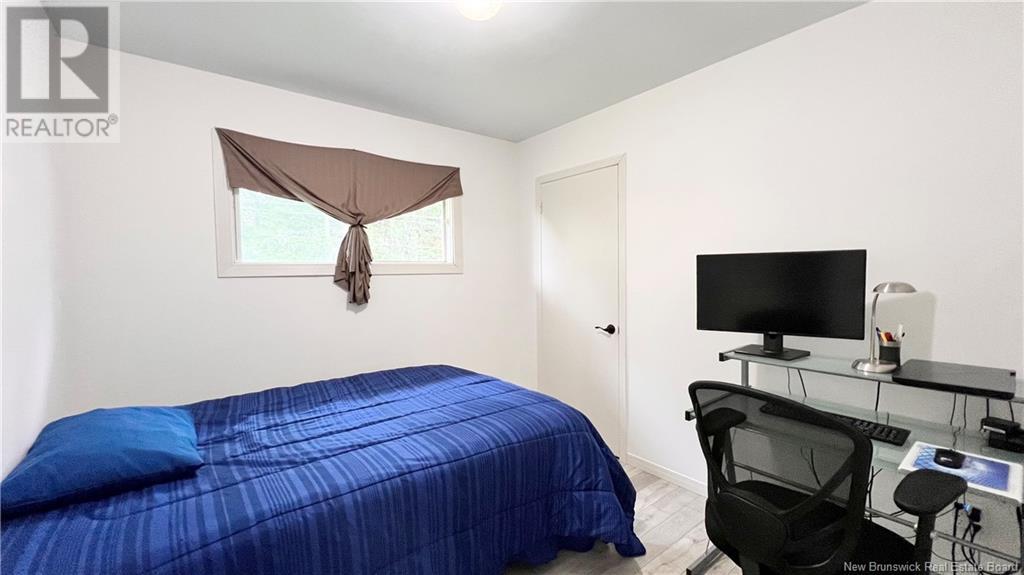 1235 Vanier Property Photo 29