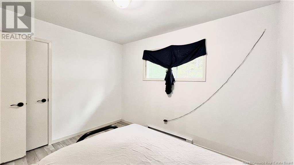 1235 Vanier Property Photo 32