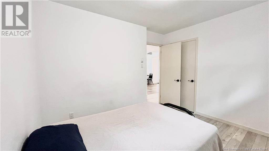 1235 Vanier Property Photo 33