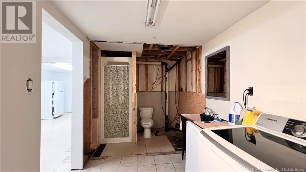 1235 Vanier Property Photo 39