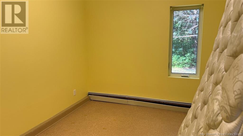 4 Montreuil Property Photo 19
