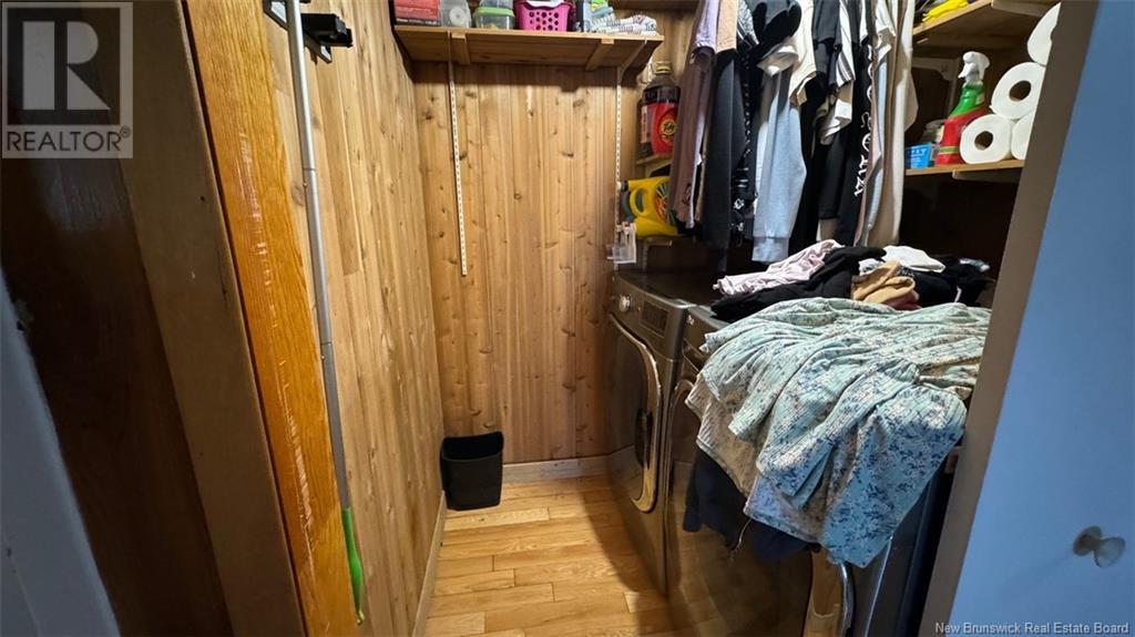 4 Montreuil Property Photo 47