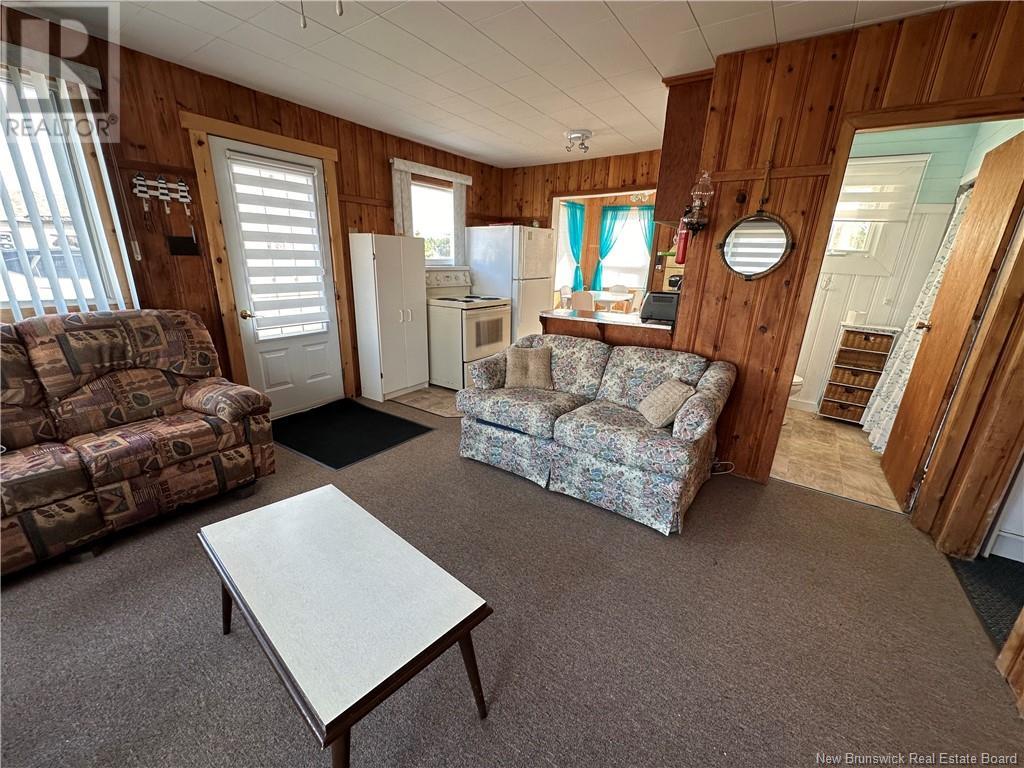 46 Nicholas Property Photo 10