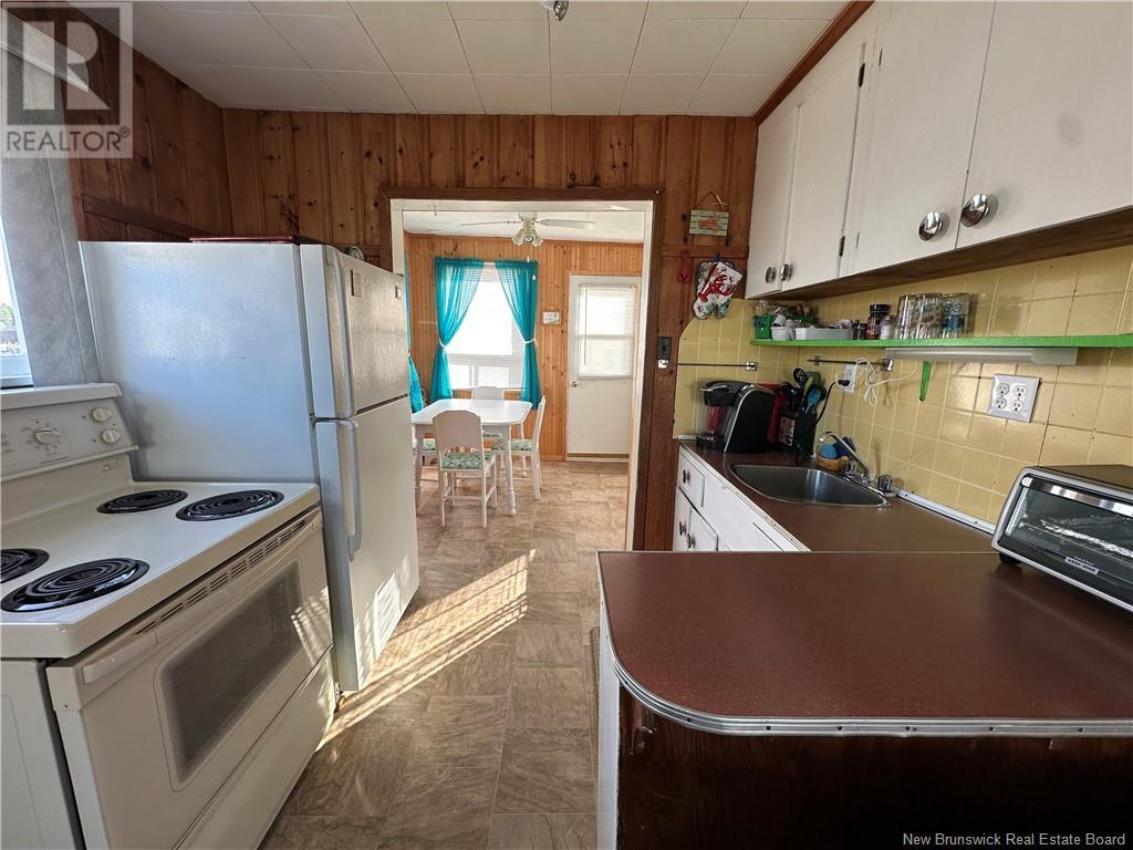 46 Nicholas Property Photo 13