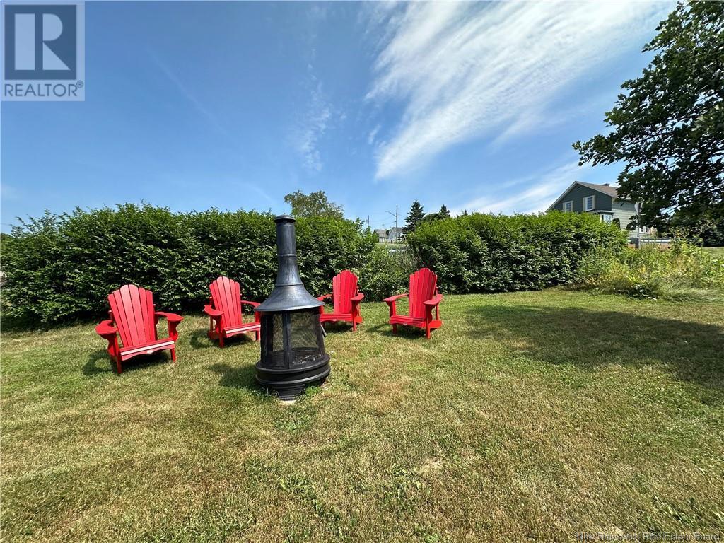 268 Roseberry Street Property Photo 9