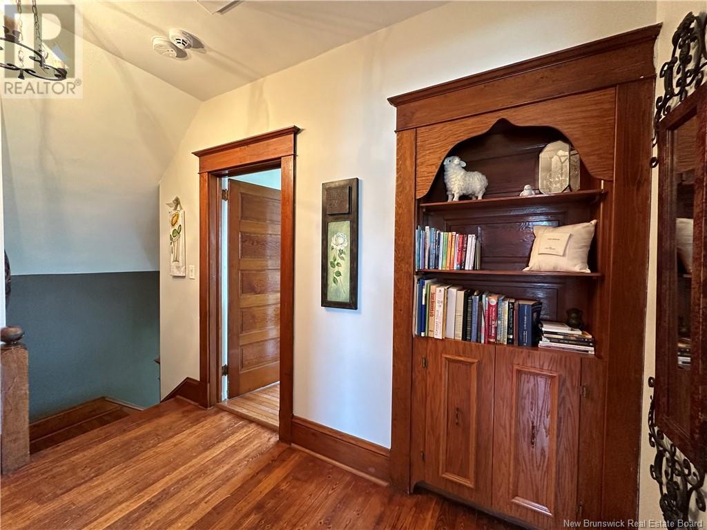 268 Roseberry Street Property Photo 37