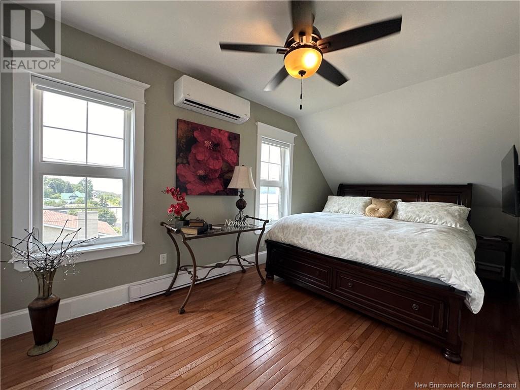 268 Roseberry Street Property Photo 40