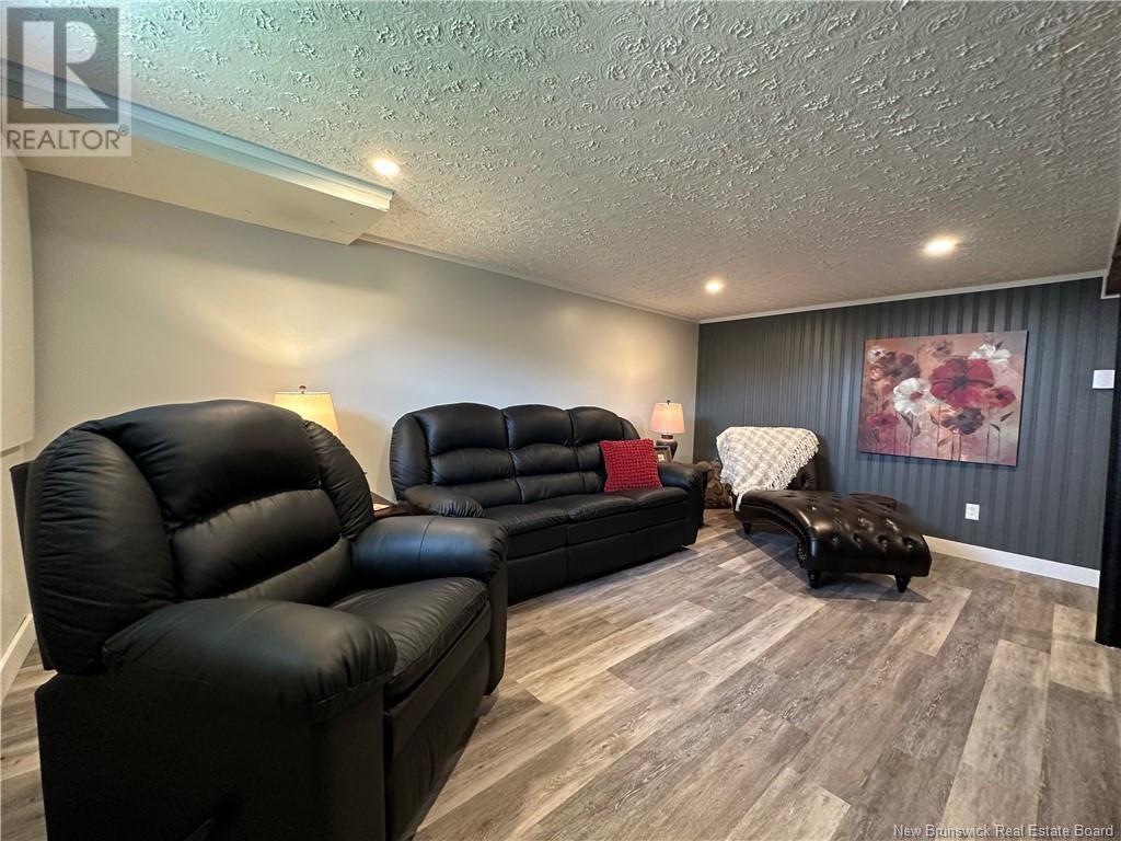 268 Roseberry Street Property Photo 45
