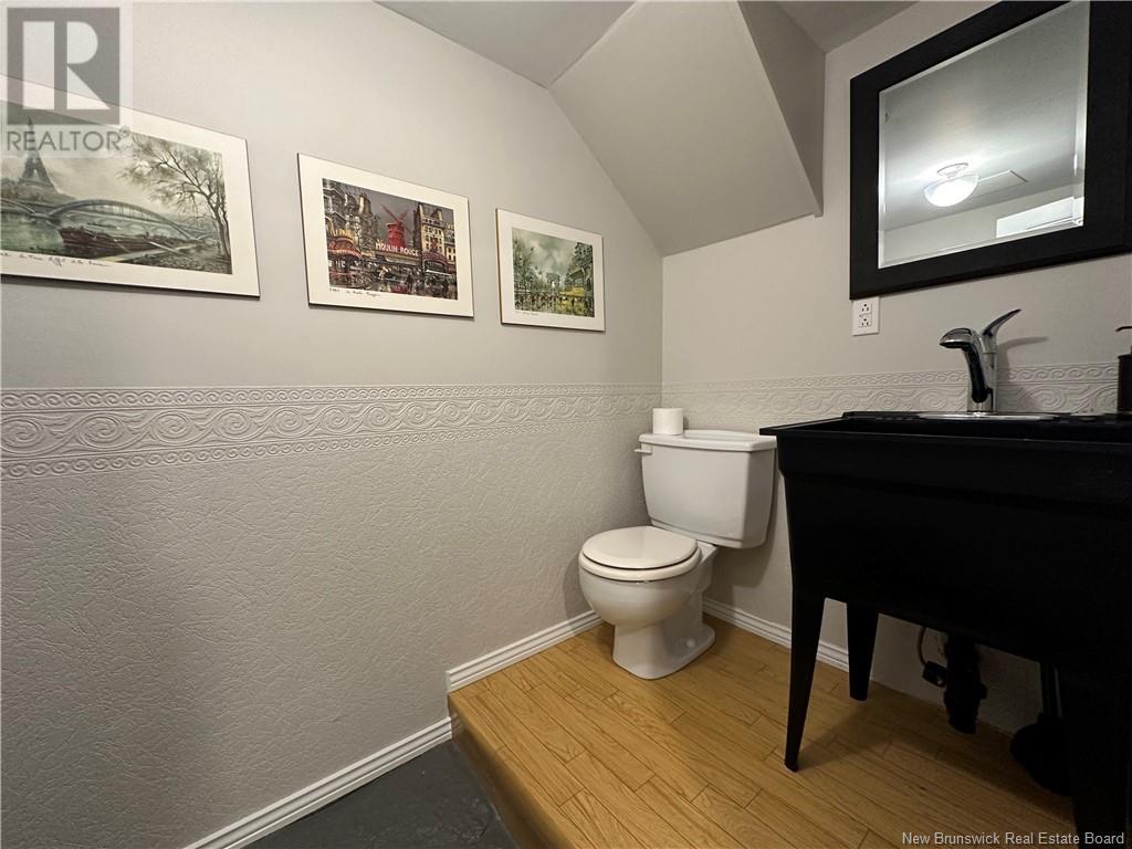 268 Roseberry Street Property Photo 48