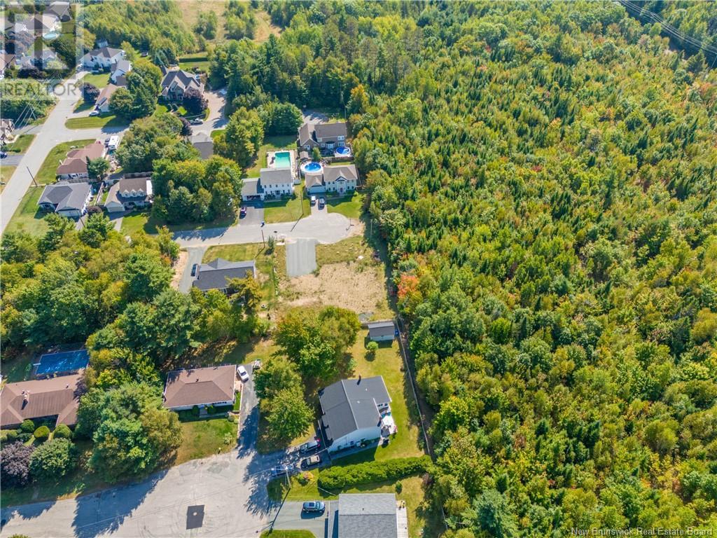 124 Kingston Avenue Property Photo 4