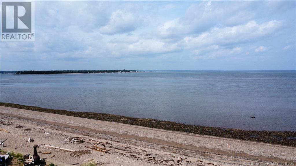 345 Bayshore Drive Property Photo 2