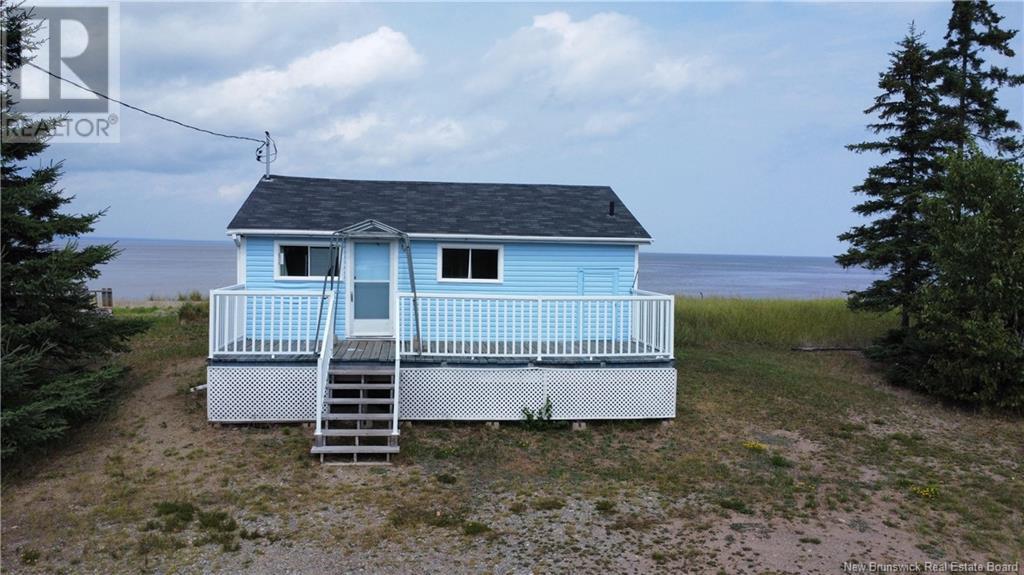 345 Bayshore Drive Property Photo 8