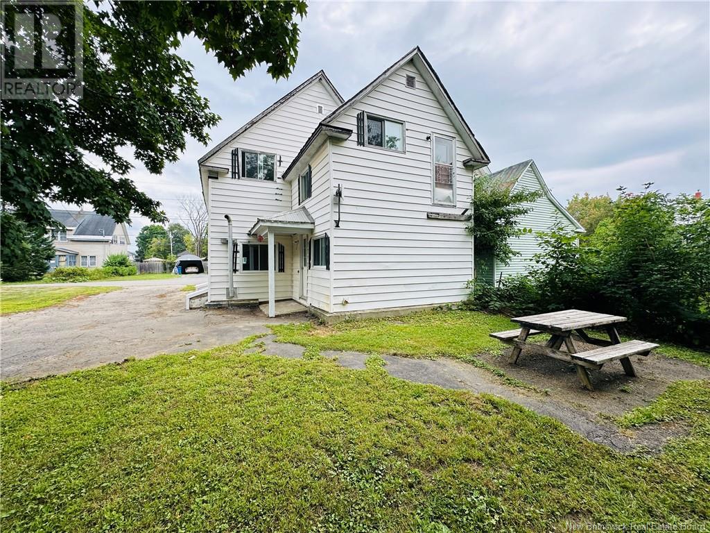 112 Charles Street Property Photo 2