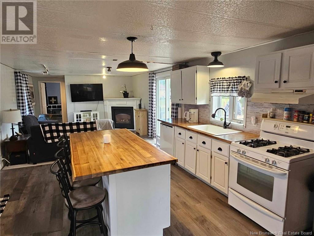 144 Principale Property Photo 2