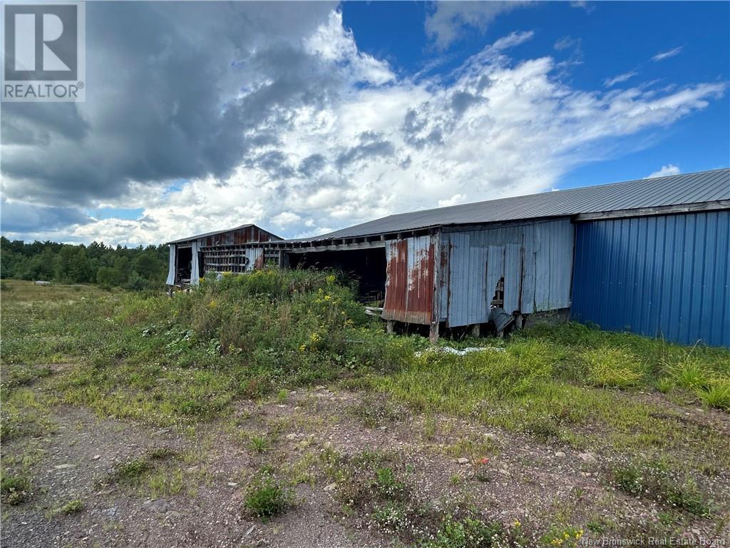 33 Reardon Road Property Photo 5
