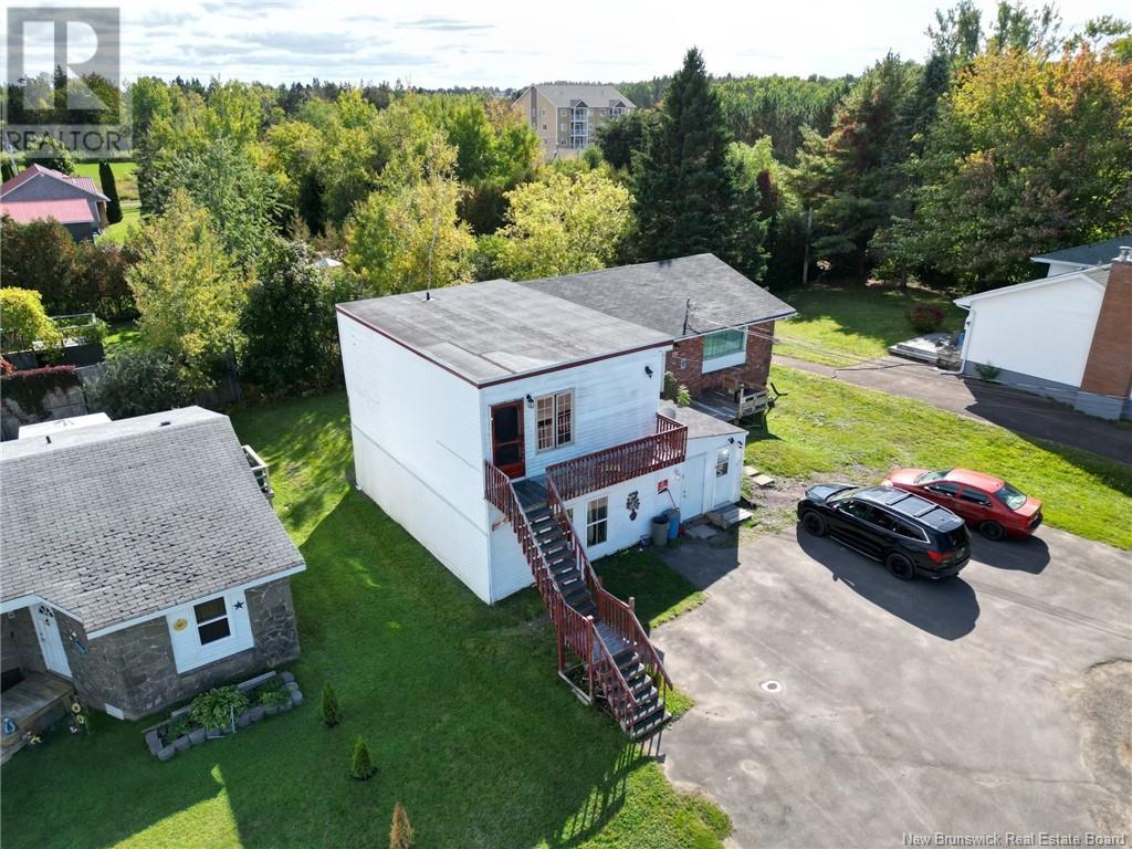 167 Dupuis Property Photo 4