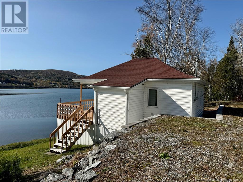 180 De L'église Road Property Photo 2