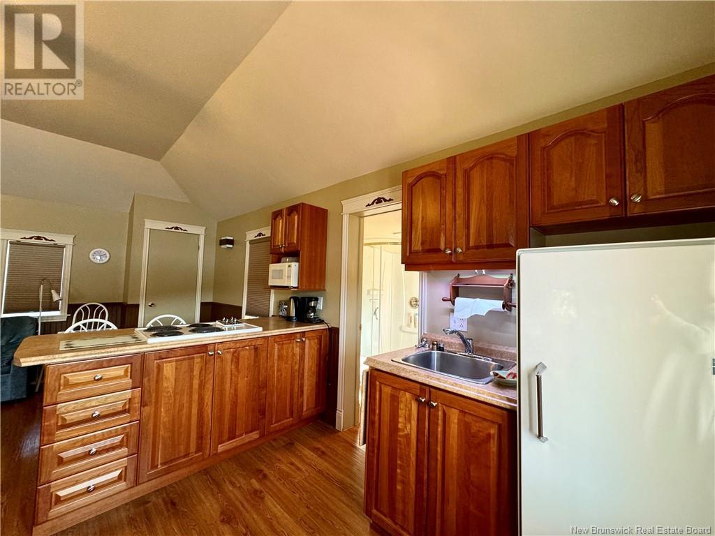 180 De L'église Road Property Photo 9