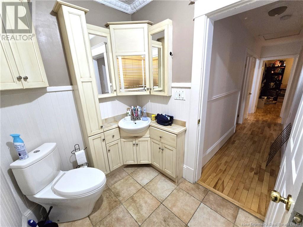 268 Victoria Street Property Photo 32