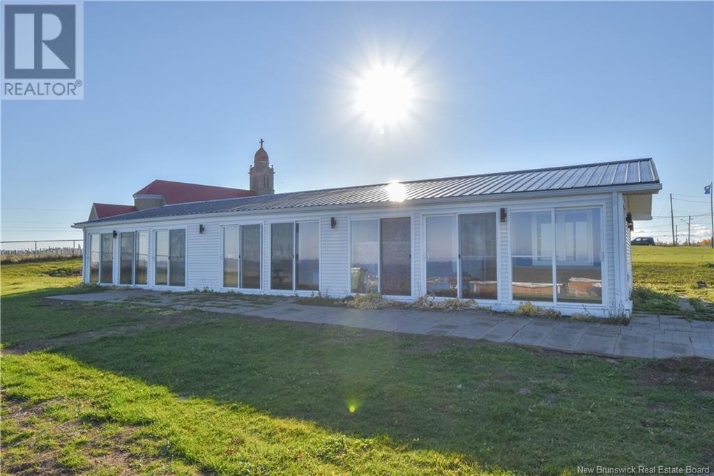 40 Portuaire Avenue Property Photo 4