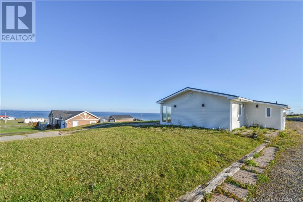 40 Portuaire Avenue Property Photo 6