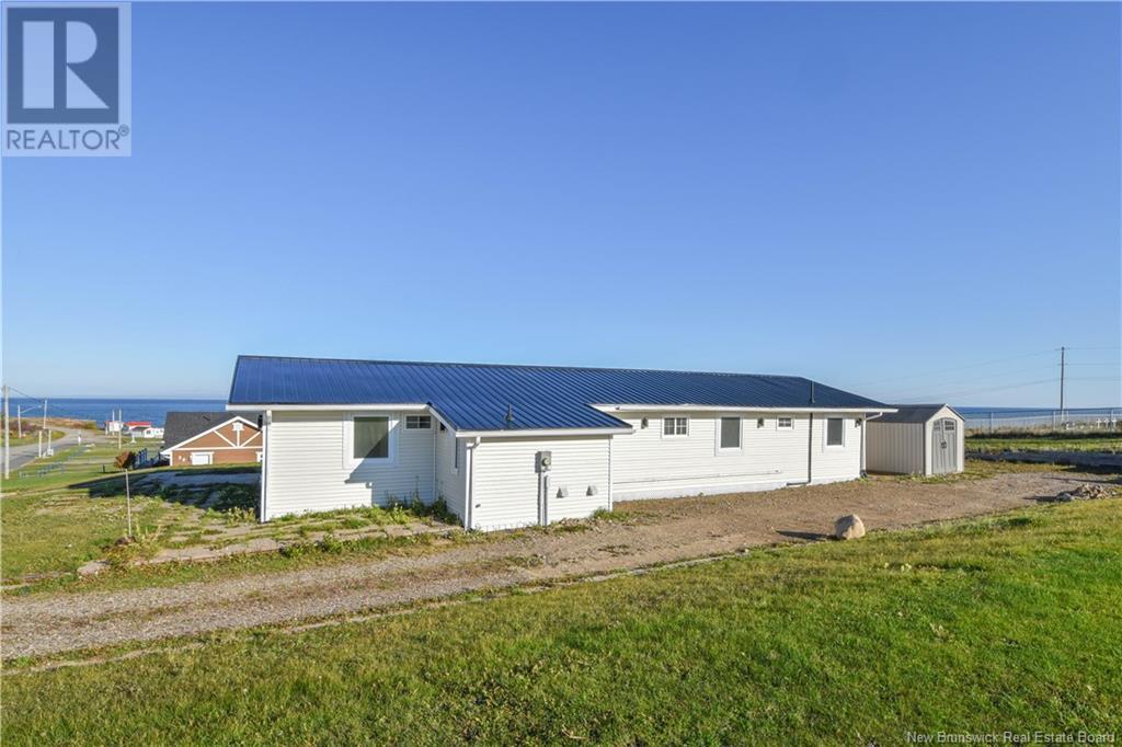 40 Portuaire Avenue Property Photo 8