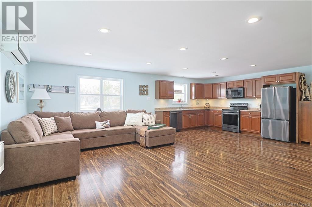 388 East Riverside Drive Unit# A-b Property Photo 9