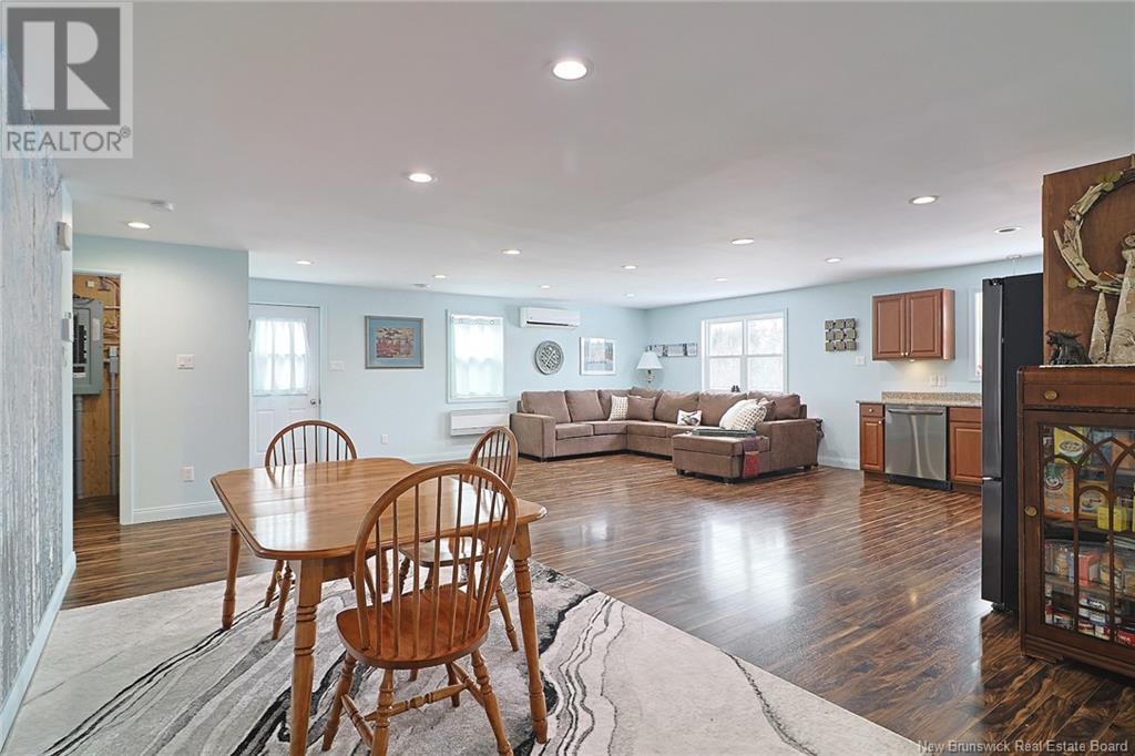 388 East Riverside Drive Unit# A-b Property Photo 16