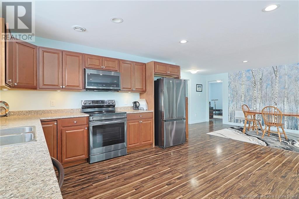 388 East Riverside Drive Unit# A-b Property Photo 20
